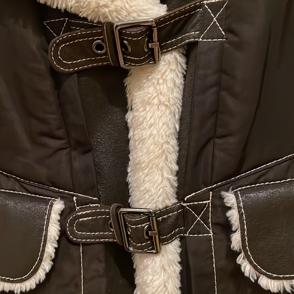 Brown Creenstone Winter Coat (European Brand) - Picture 3 of 15